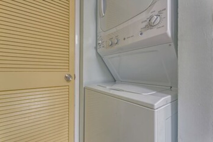 Laundry 151 of 360