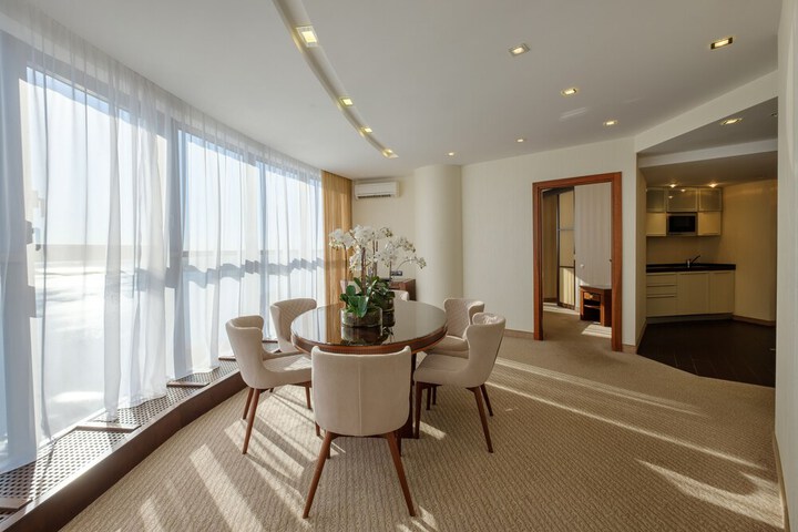 Room 9 of 53