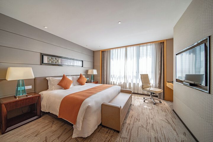 Room 29 of 90
