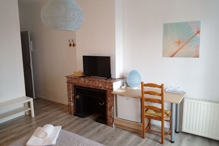 Room 8 of 53