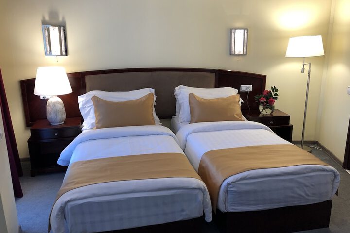 Room 36 of 107