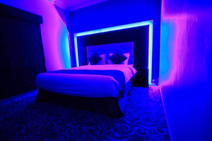 Room 16 of 66