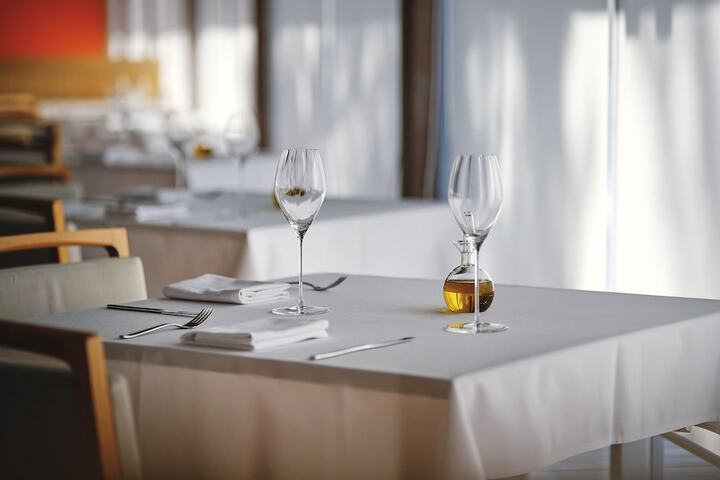 Dining 10 of 26