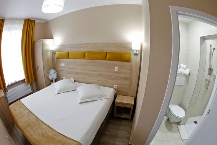 Room 20 of 67