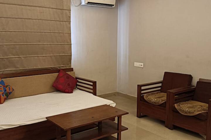 Room 15 of 57