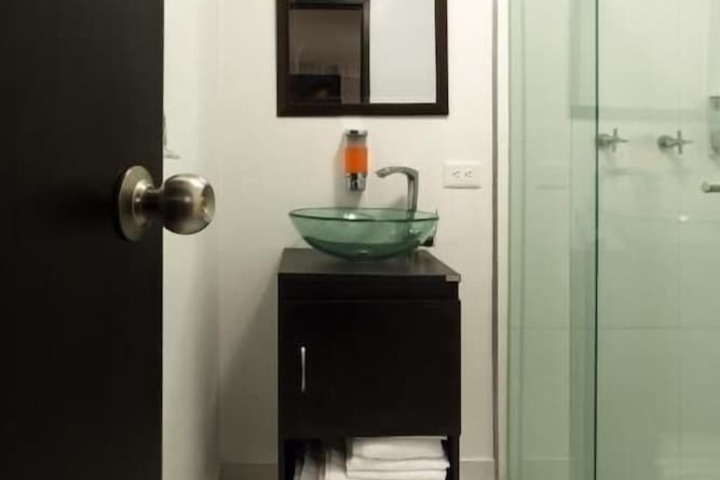 Room 17 of 29