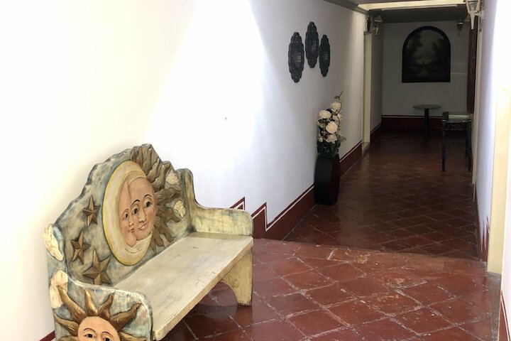 Ballroom/Hall 43 of 65