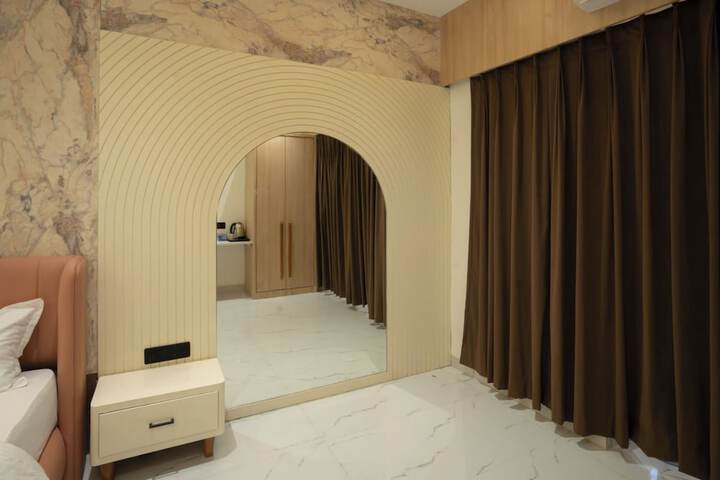 Room 6 of 59