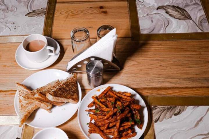 Breakfast/Coffee Service 18 of 23