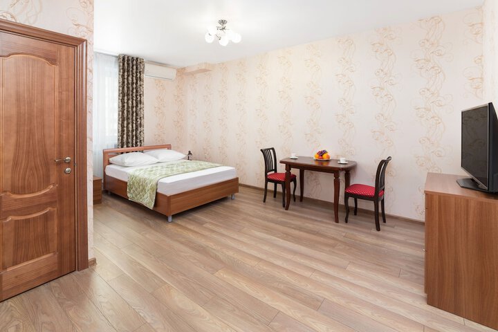 Room 21 of 76