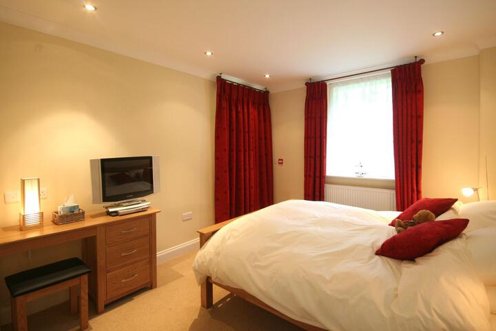 Room 34 of 118