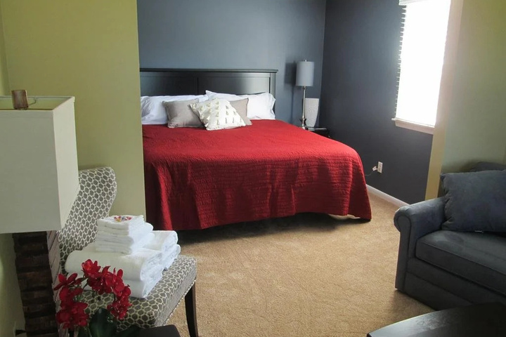 Room 2 of 11