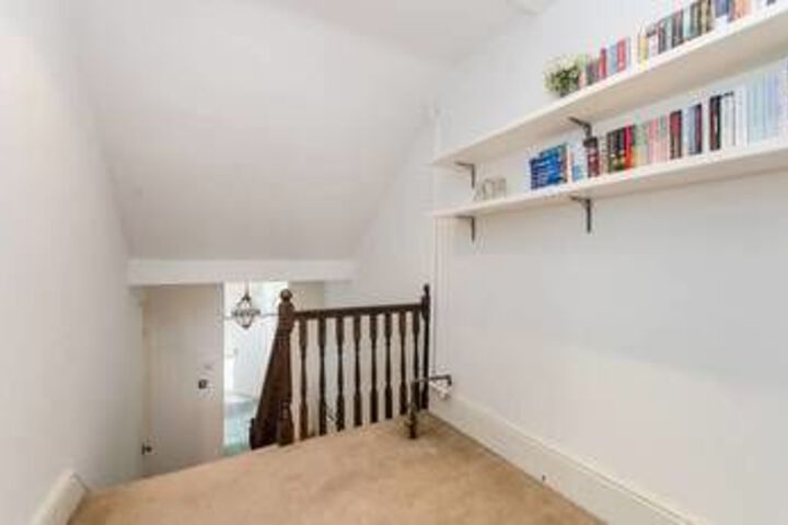 Room 8 of 13