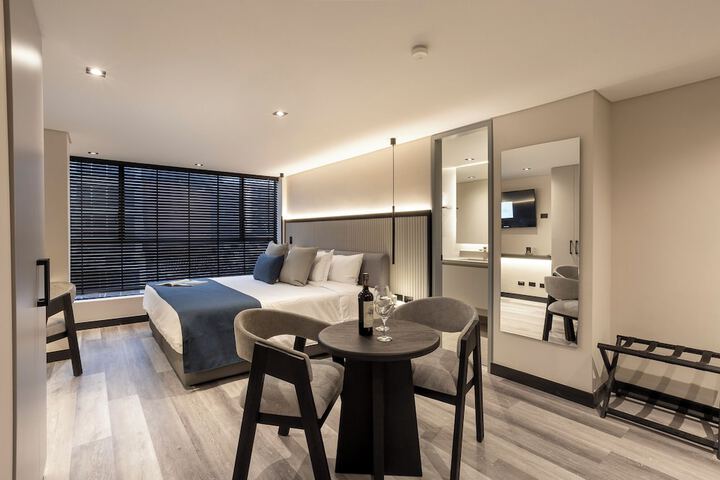Room 2 of 22