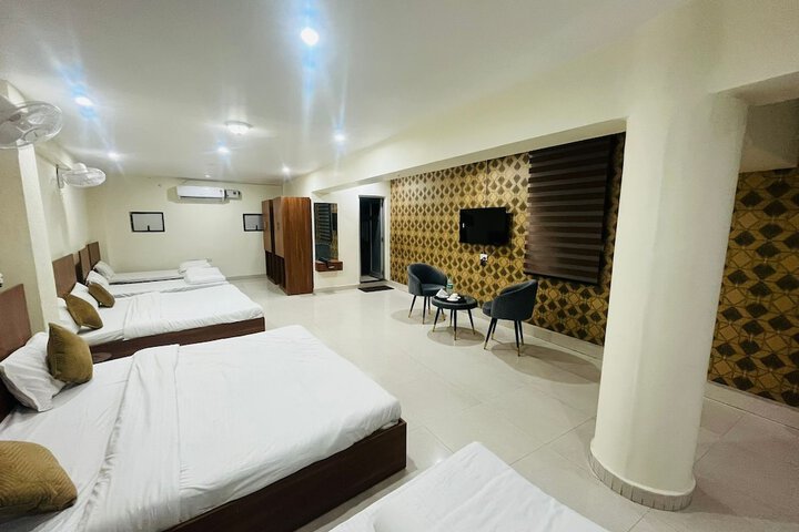 Room 2 of 12
