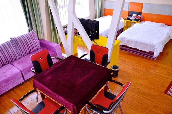 Room 3 of 13