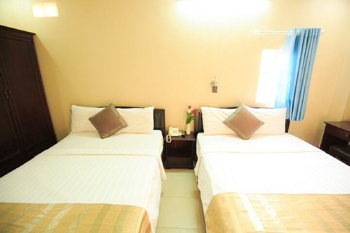 Room 10 of 40