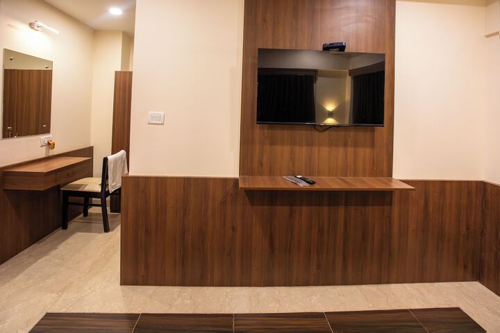 Room 18 of 22