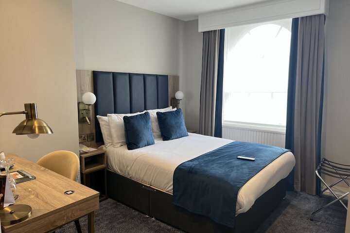 Room 48 of 249