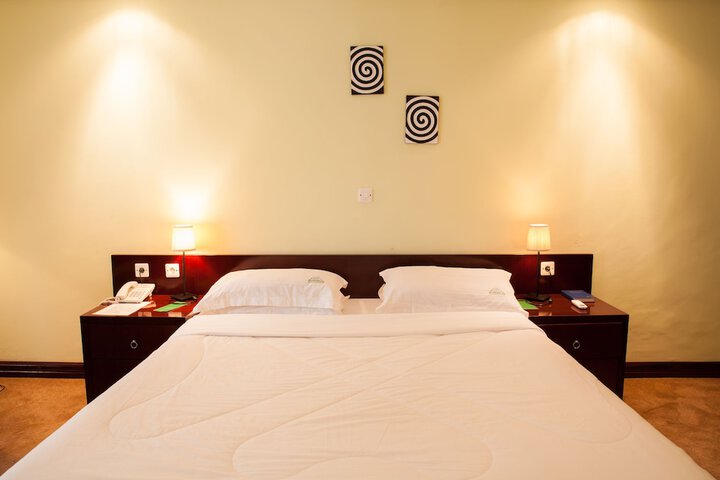 Room 7 of 49