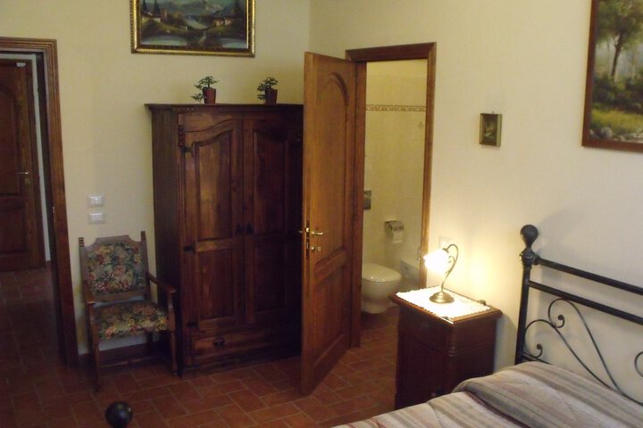 Room 8 of 39