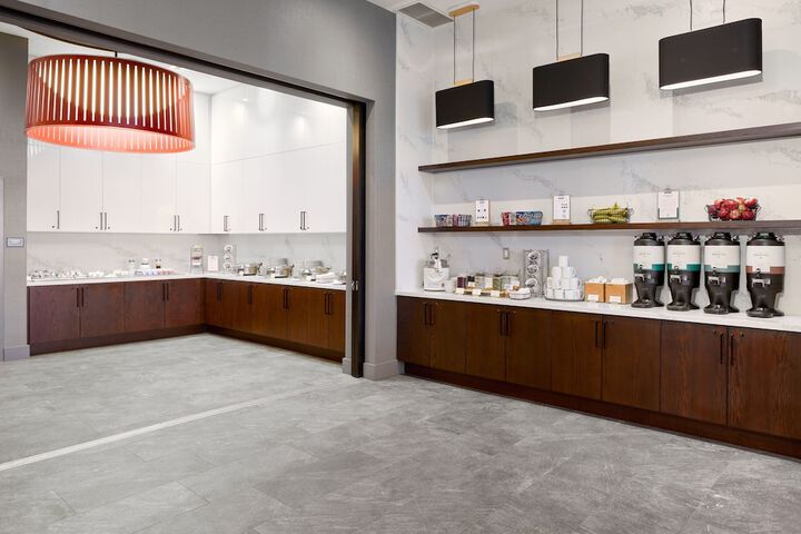 Breakfast/Coffee Service 27 of 35