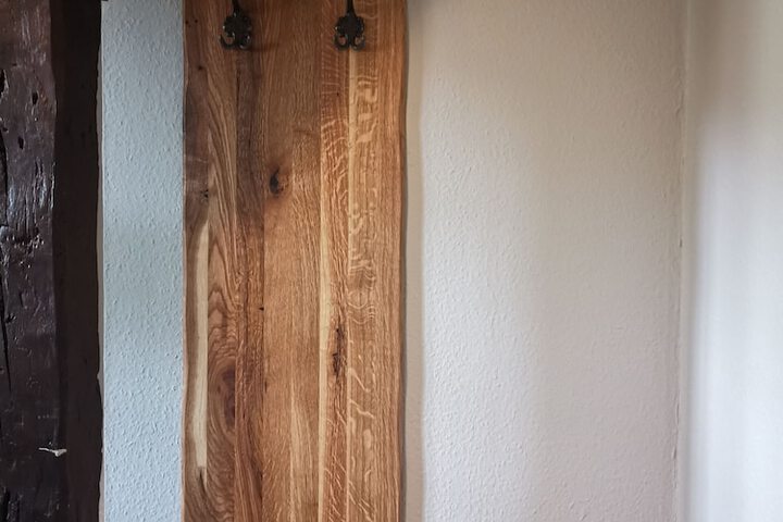 Room 13 of 37