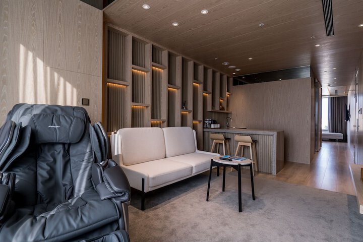 Room 46 of 92