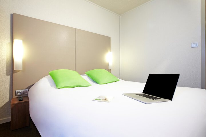 Room 6 of 47