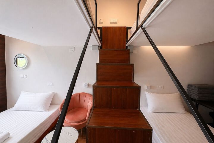 Room 47 of 121