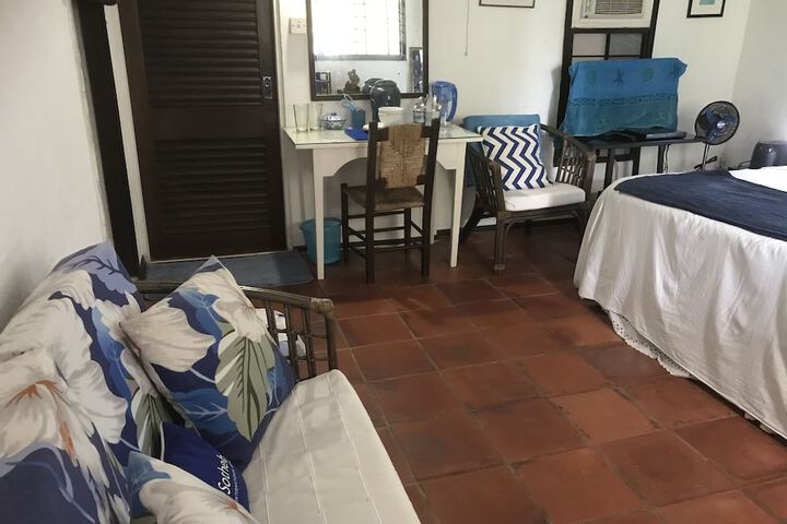 Room 19 of 90