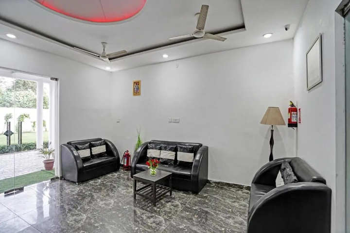 Hotel O Rajvanshi Paradise