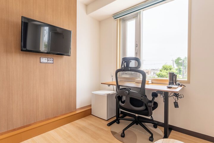 Room 11 of 29