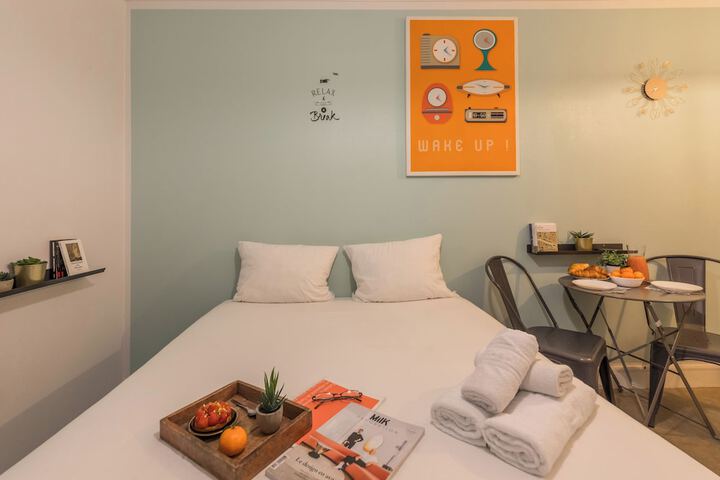 Room 8 of 60