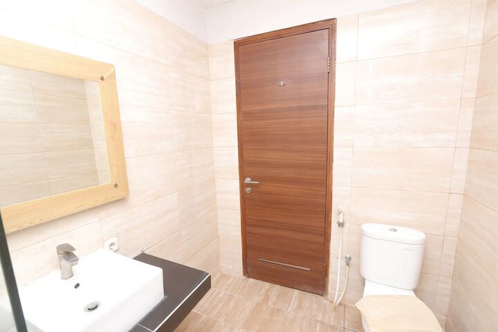 Room 27 of 58