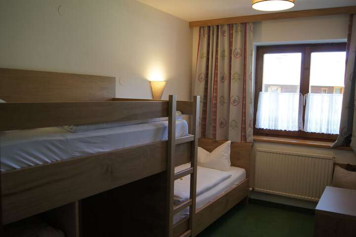 Room 29 of 82