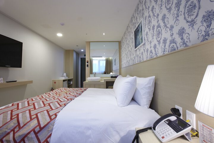 Room 20 of 78