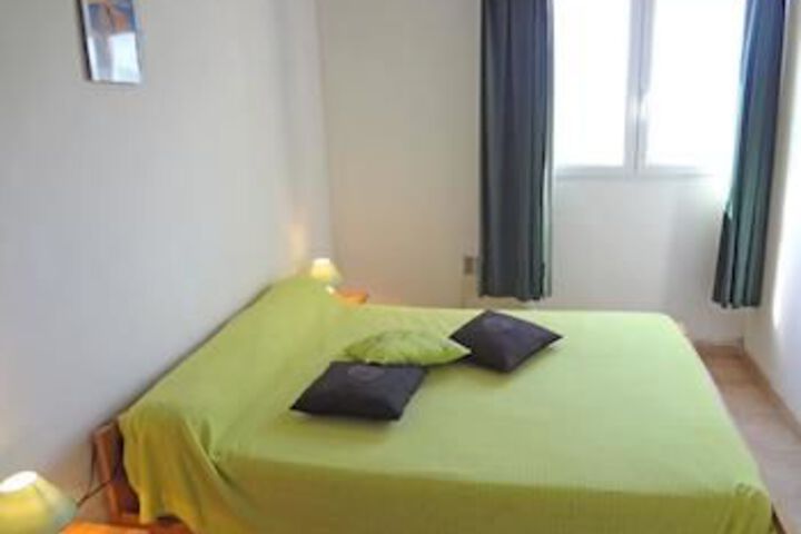 Room 15 of 35