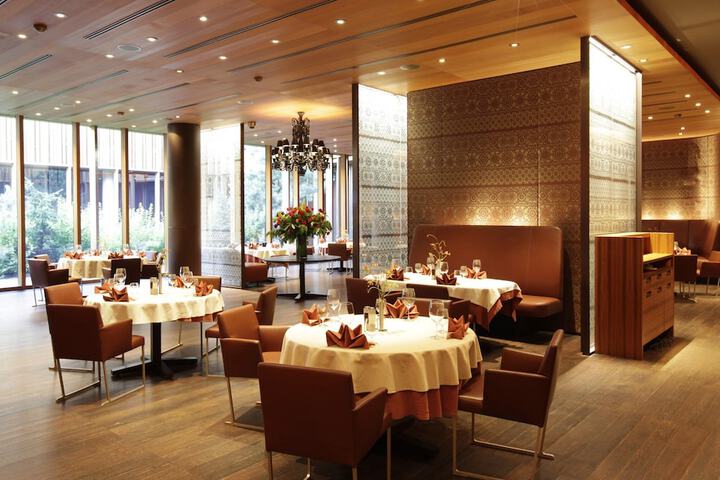 Dining 114 of 136