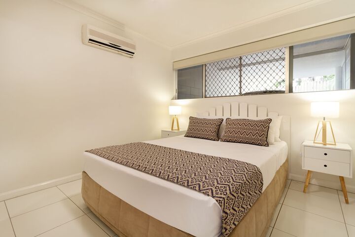 Room 19 of 112