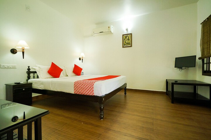 Room 10 of 40