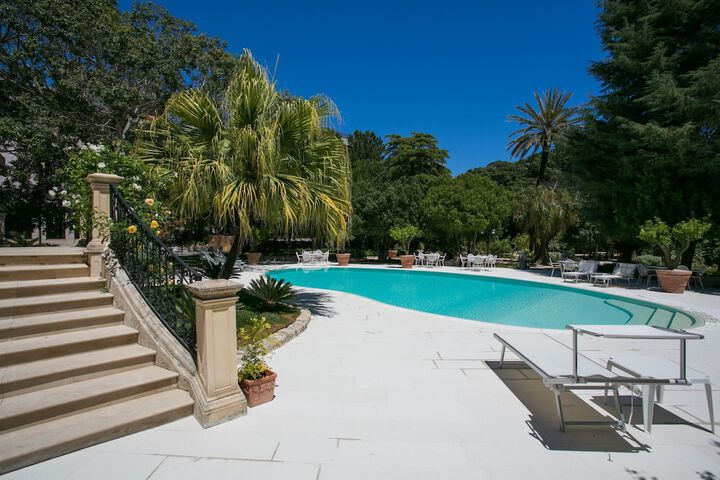 Pool 70 of 104