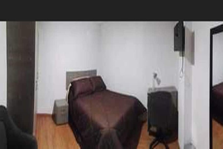 Room 12 of 66