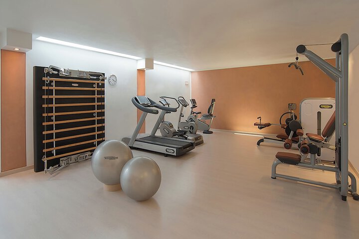 Hotel with Gym