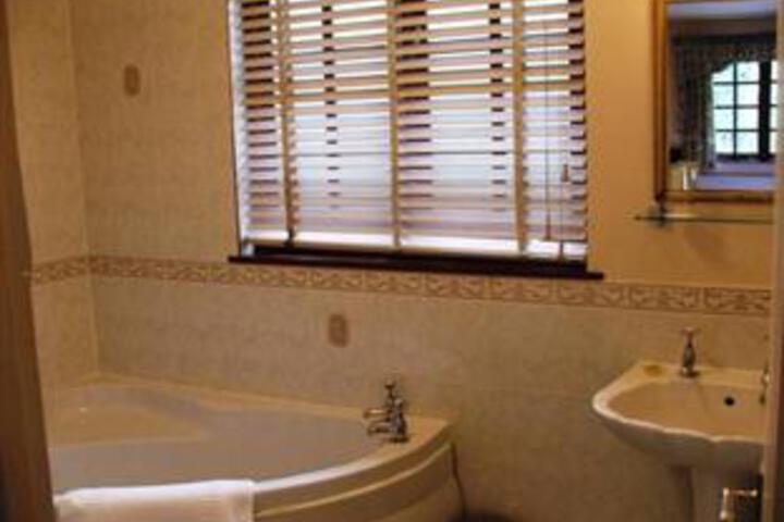 THE EDGEMOOR HOTEL DARTMOOR