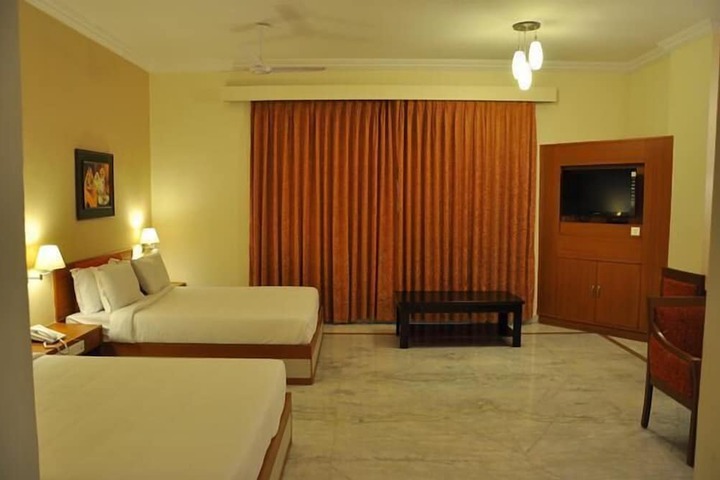 Room 4 of 20