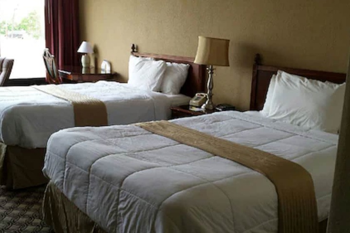 Double Bed (3 of 13)