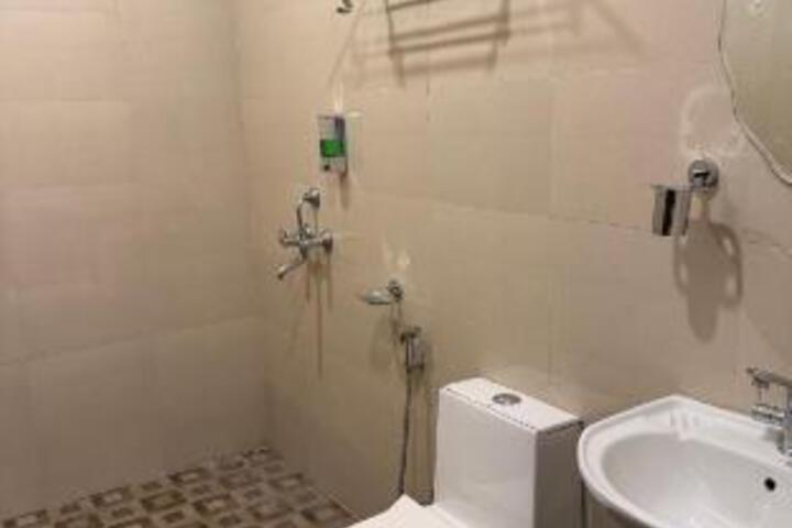 Room 7 of 11