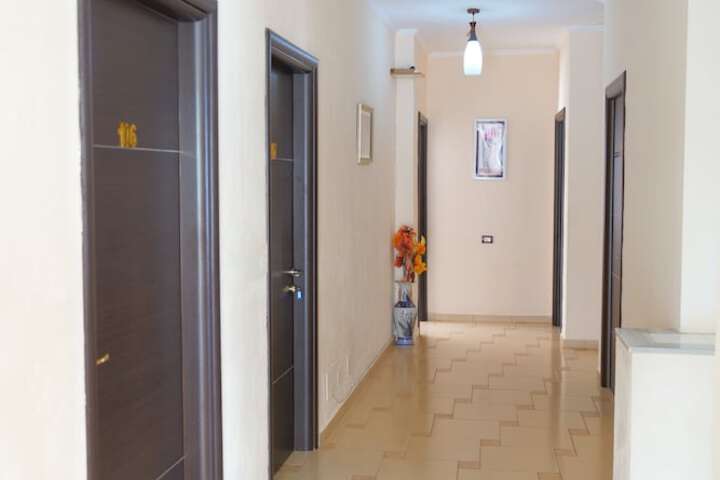 Ballroom/Hall 32 of 41