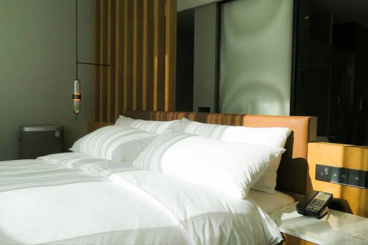 Room 21 of 60
